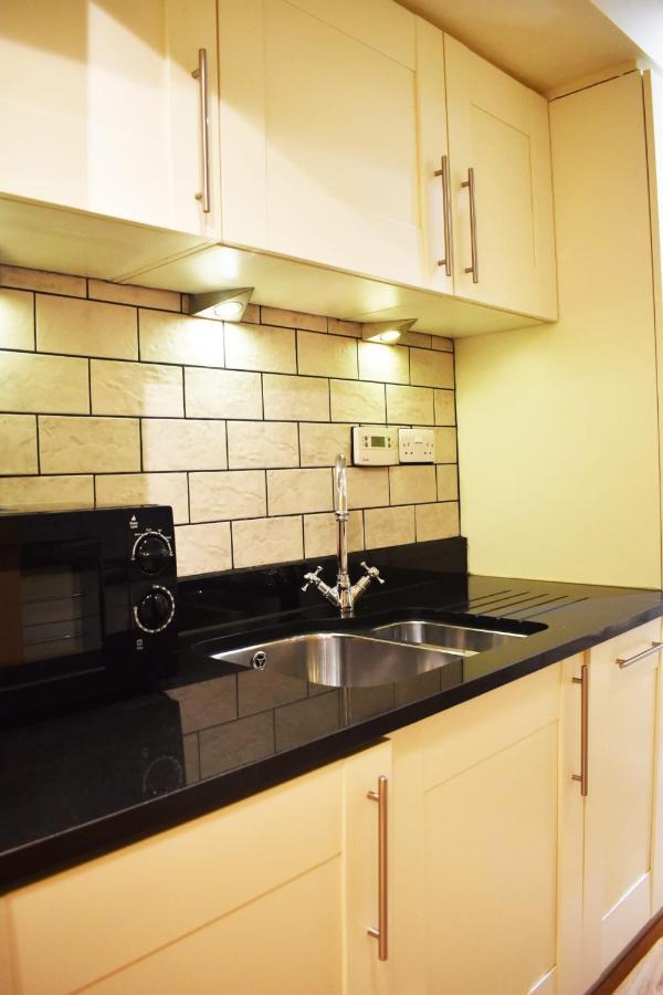 The Ross 2 Bedroom Apartment In Historic Abbey Fort Augustus Buitenkant foto